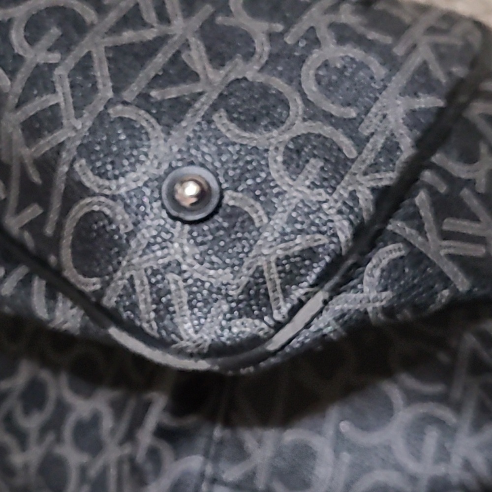EUC CALVIN KLEIN Shoulder Purse - Picture 6 of 7